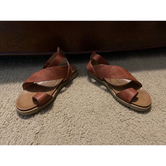 Women's Very G strappy brown Sandals size 6 - Picture 4 of 6